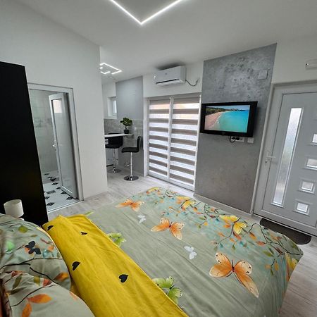 Mitic Apartmani 1 Ni Екстериор снимка