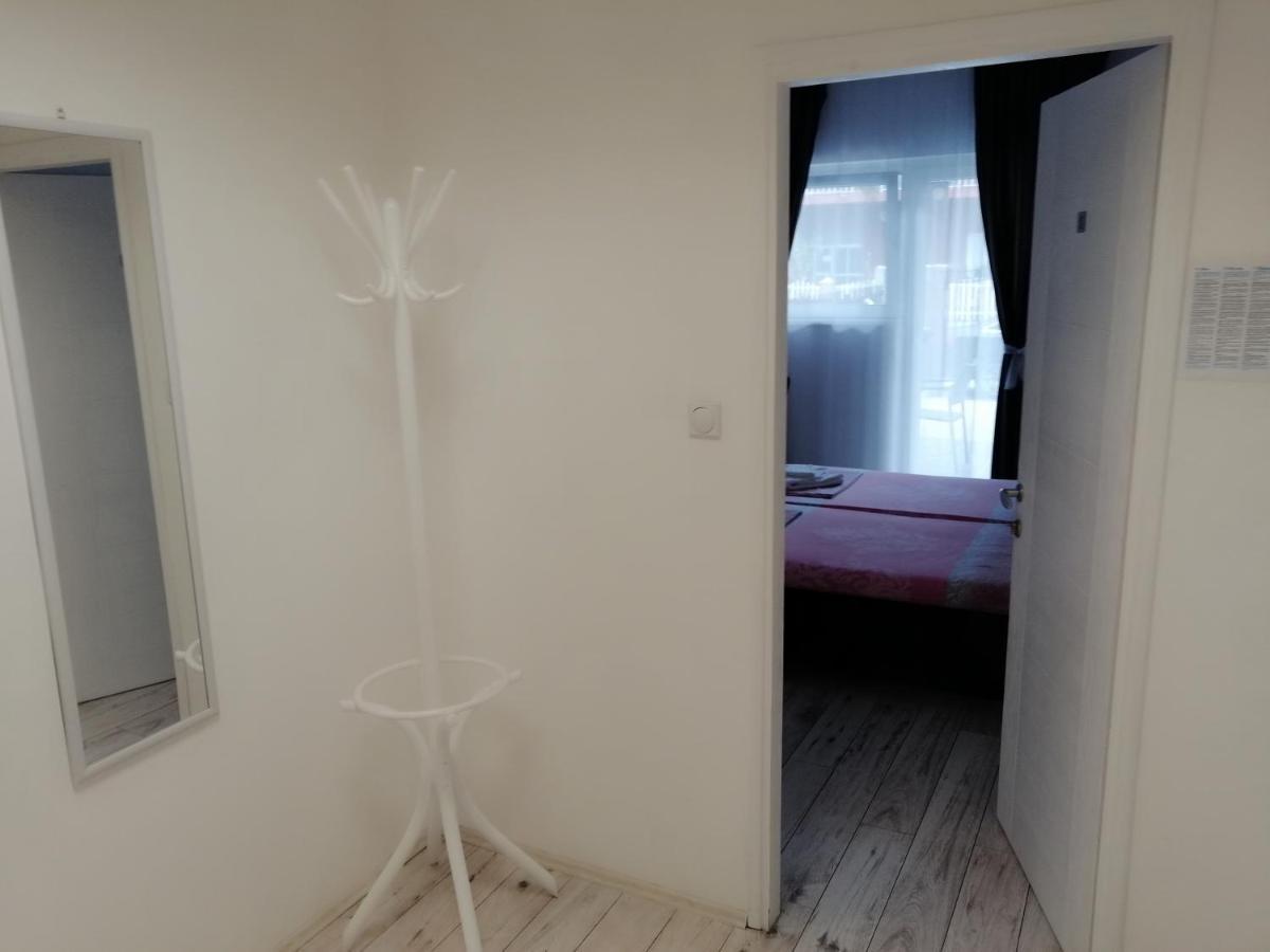 Mitic Apartmani 1 Ni Екстериор снимка