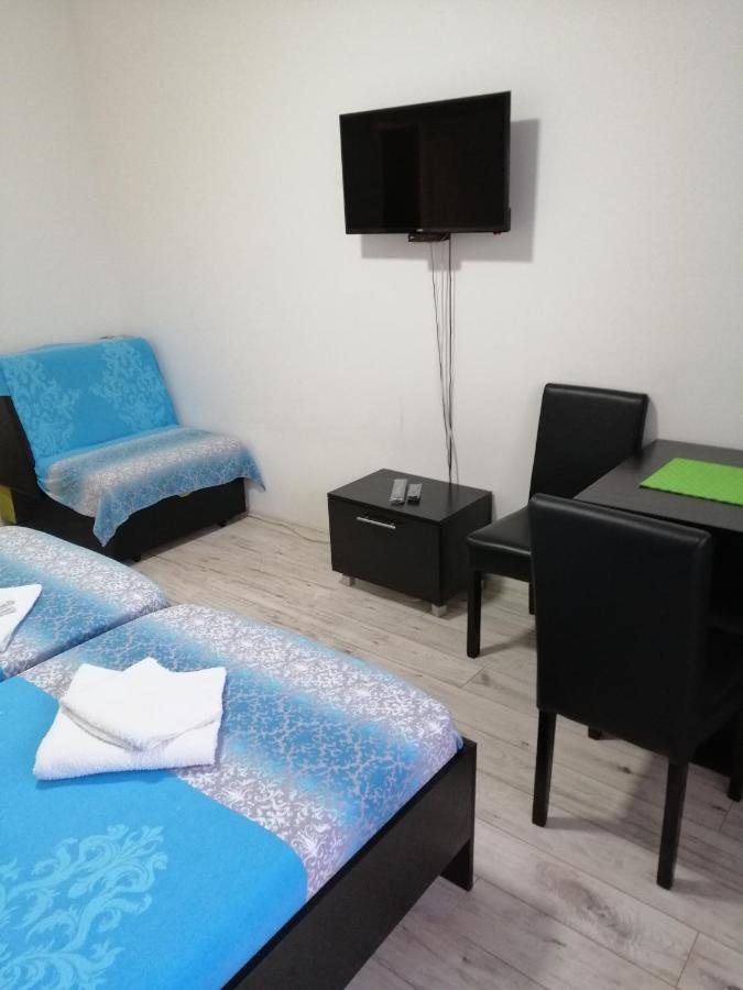 Mitic Apartmani 1 Ni Екстериор снимка